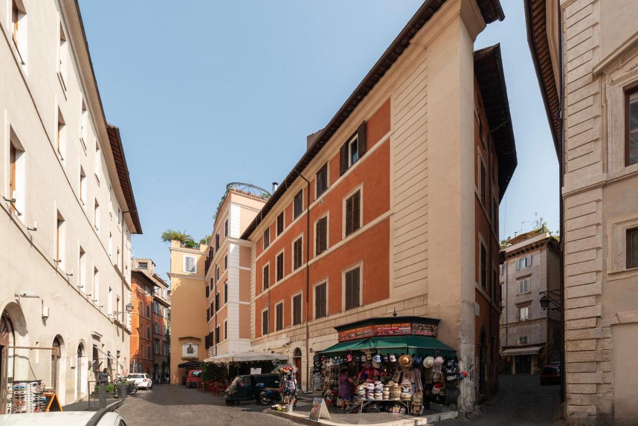 Апартаменты Piazza Navona Petite House Рим Экстерьер фото