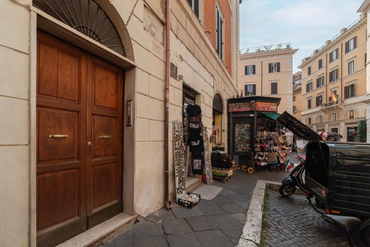 Апартаменты Piazza Navona Petite House Рим Экстерьер фото
